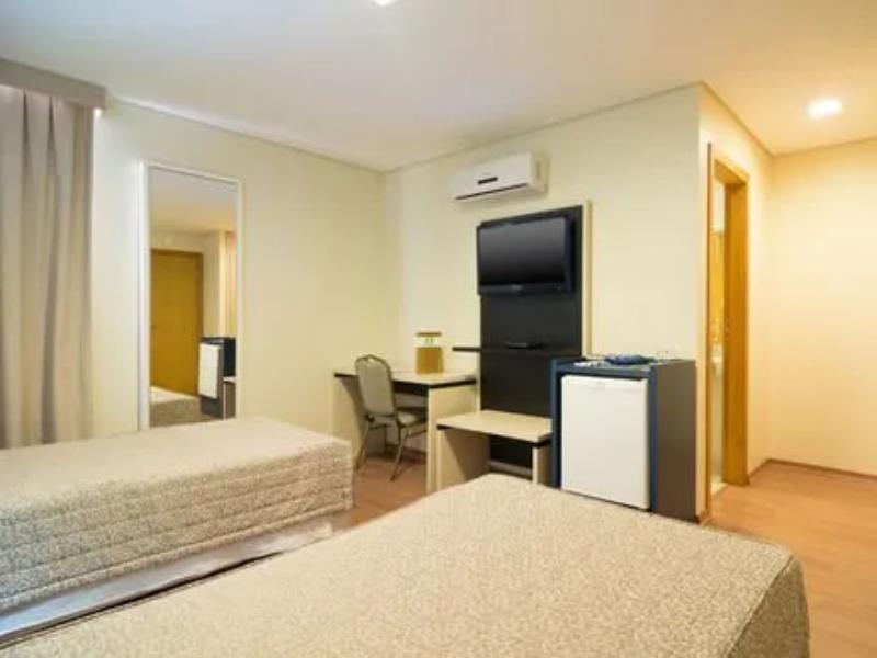 Hotel Financial Belo Horizonte Esterno foto